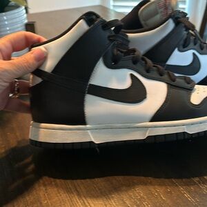 Nike Dunk High Retro sneakers